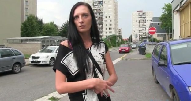 Sexy Laura Gives PublicAgent Wet Pussy