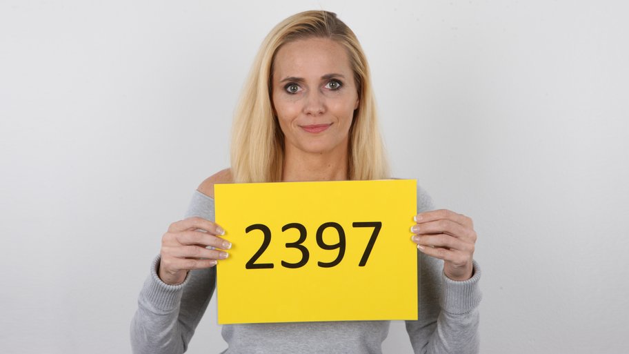 Petra Is Mature Women Who Have Nasty Sex On Czech Casting.